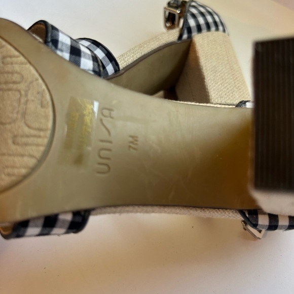 Unisa Houndstooth checkered pattern plaid print heels size 7M gently used - Picture 7 of 7